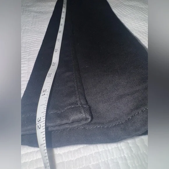 New Levi’s 315 Shaping bootcut Black mid rise Size 25 - Picture 4 of 11